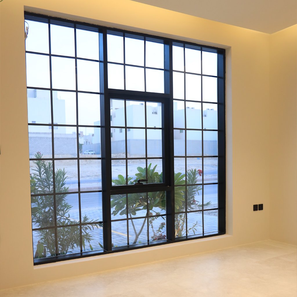 رسم 9 الملقا - صورة المعرض